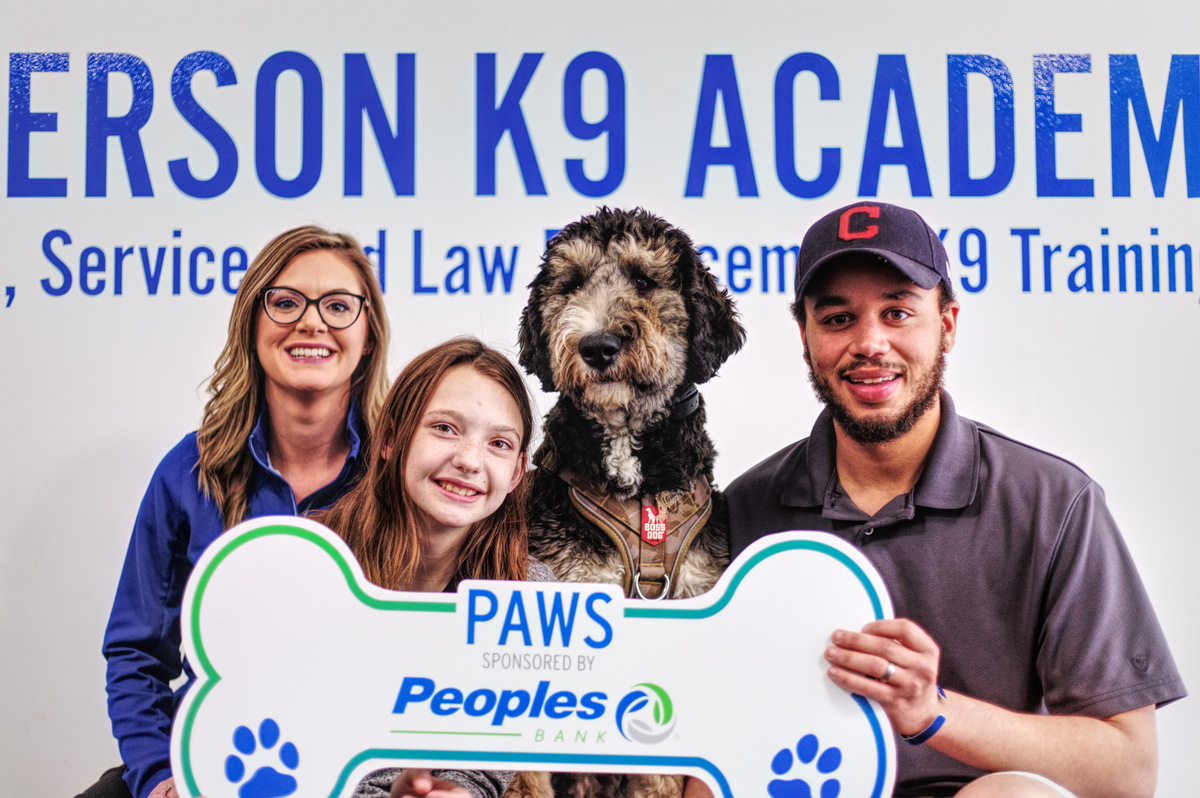 Patterson K9 Academy Photo with Service dog and its new family